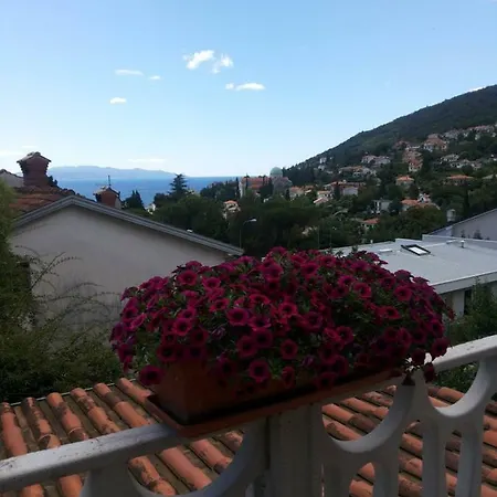 Lägenhet Ines, Cozy, Stunning View, Parking, Pet Friendly Opatija