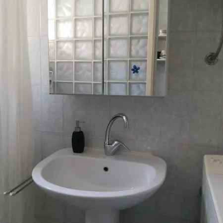 Lägenhet Ines, Cozy, Stunning View, Parking, Pet Friendly *