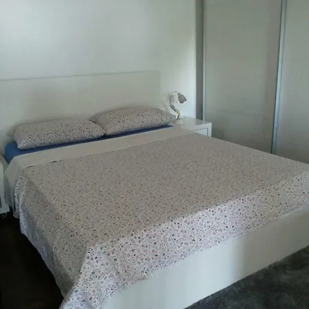 Ines, Cozy, Stunning View, Parking, Pet Friendly Апартаменты