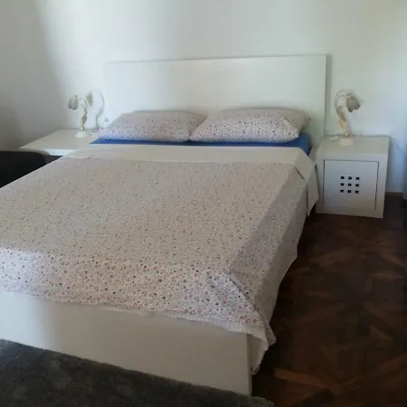 Ines, Cozy, Stunning View, Parking, Pet Friendly Опатия